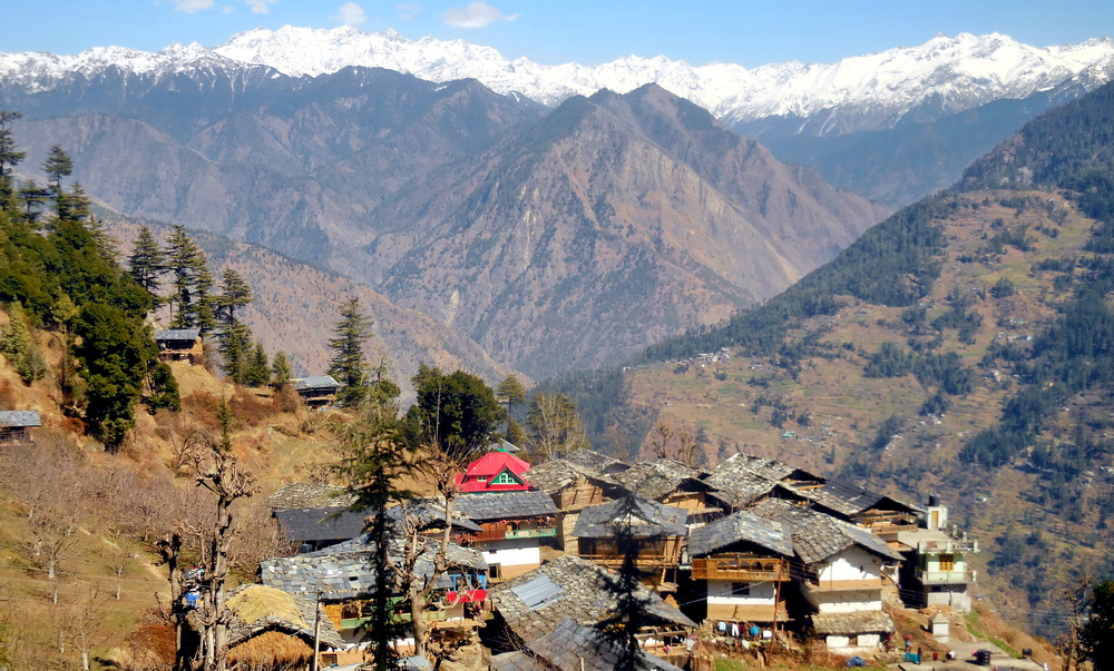 VILLAGE BAHU, BANJAR, KULLU