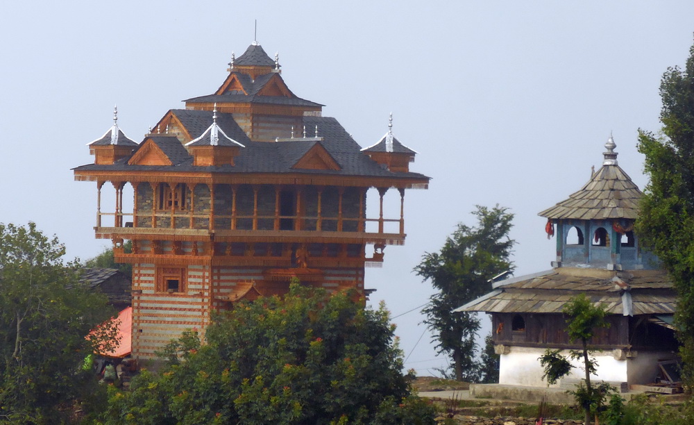 LOMASH RISHI TEMPLE, BINAN, ANNI, KULLU